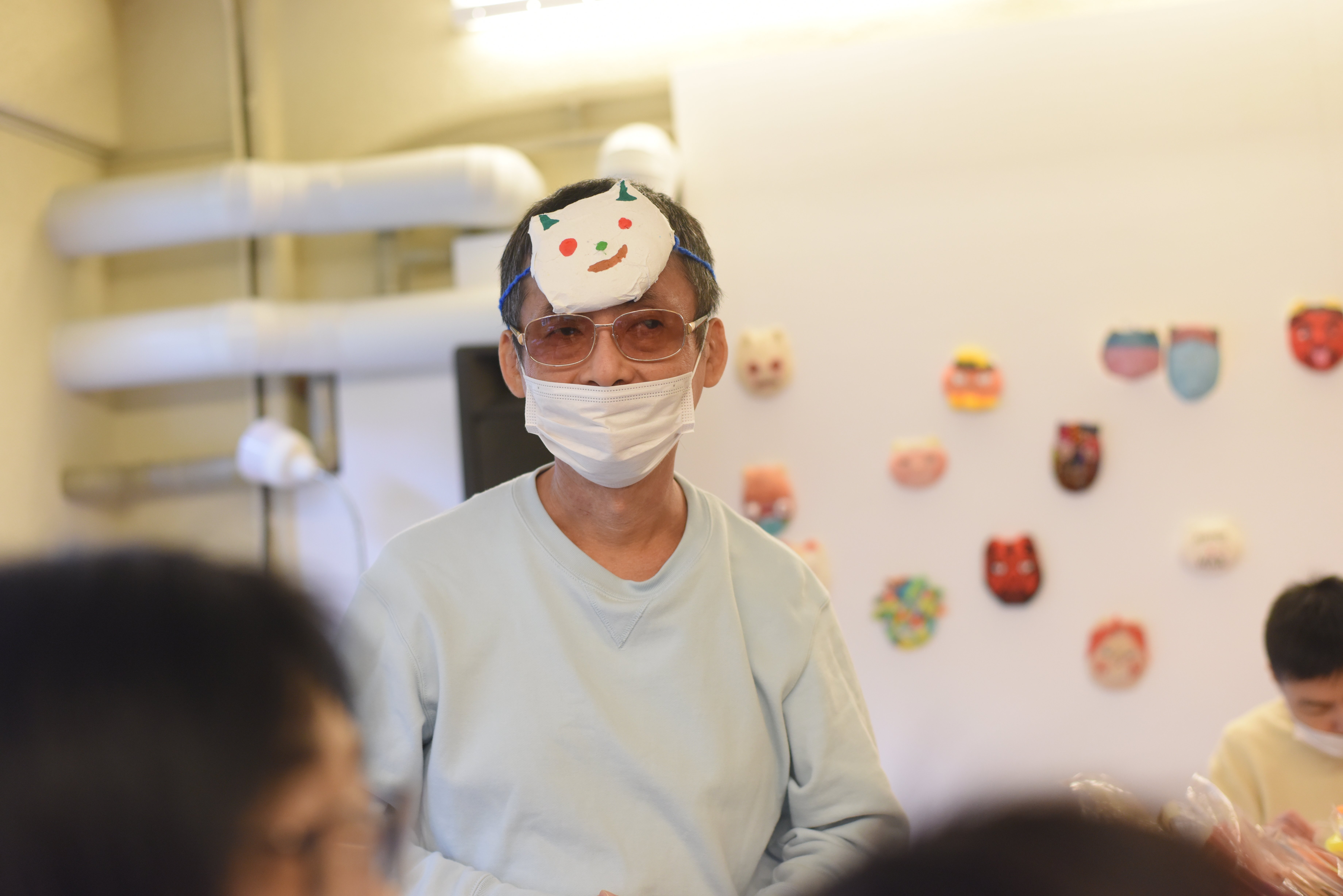 TKH_8204